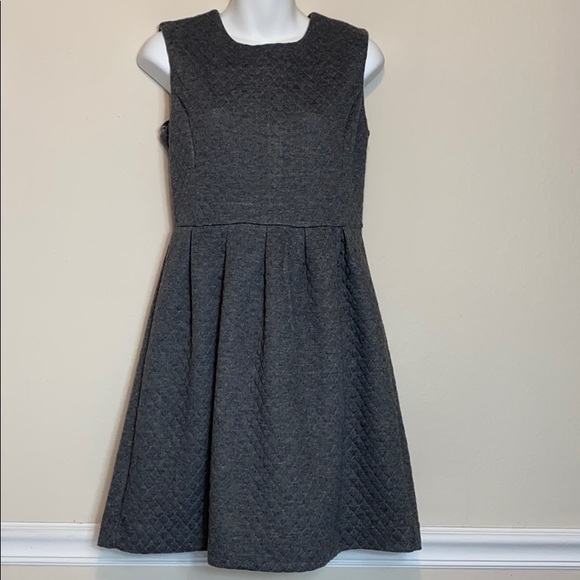 Loft Outlet Gray Sleeveless Fit & Flare Dress - Picture 2 of 9
